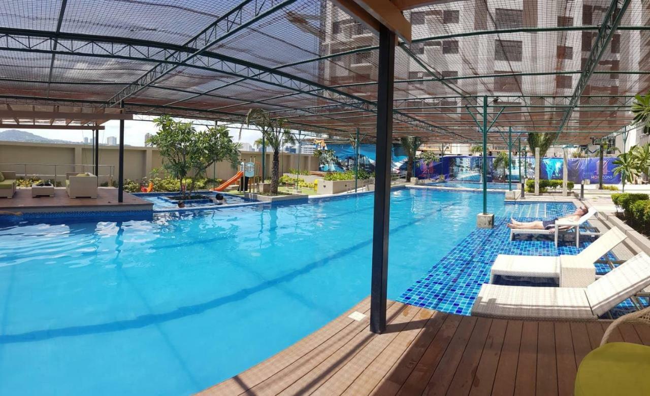 Horizons 101 - Panoramic View By St. Therese Cebu Bagian luar foto