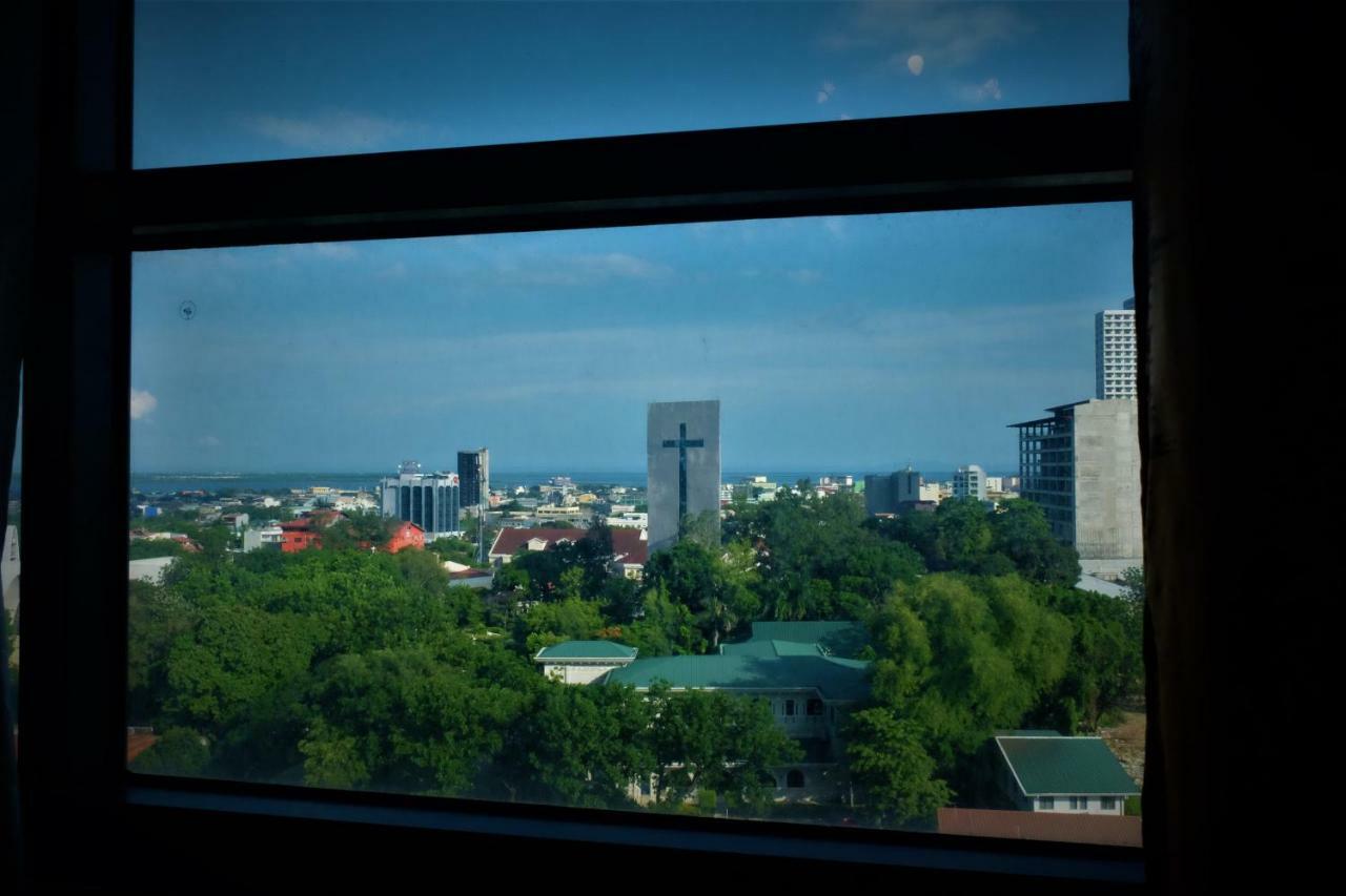 Horizons 101 - Panoramic View By St. Therese Cebu Bagian luar foto