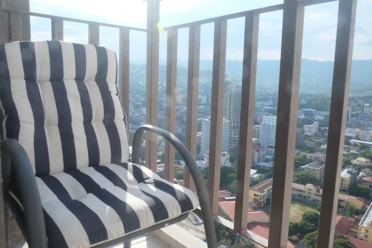 Horizons 101 - Panoramic View By St. Therese Cebu Bagian luar foto