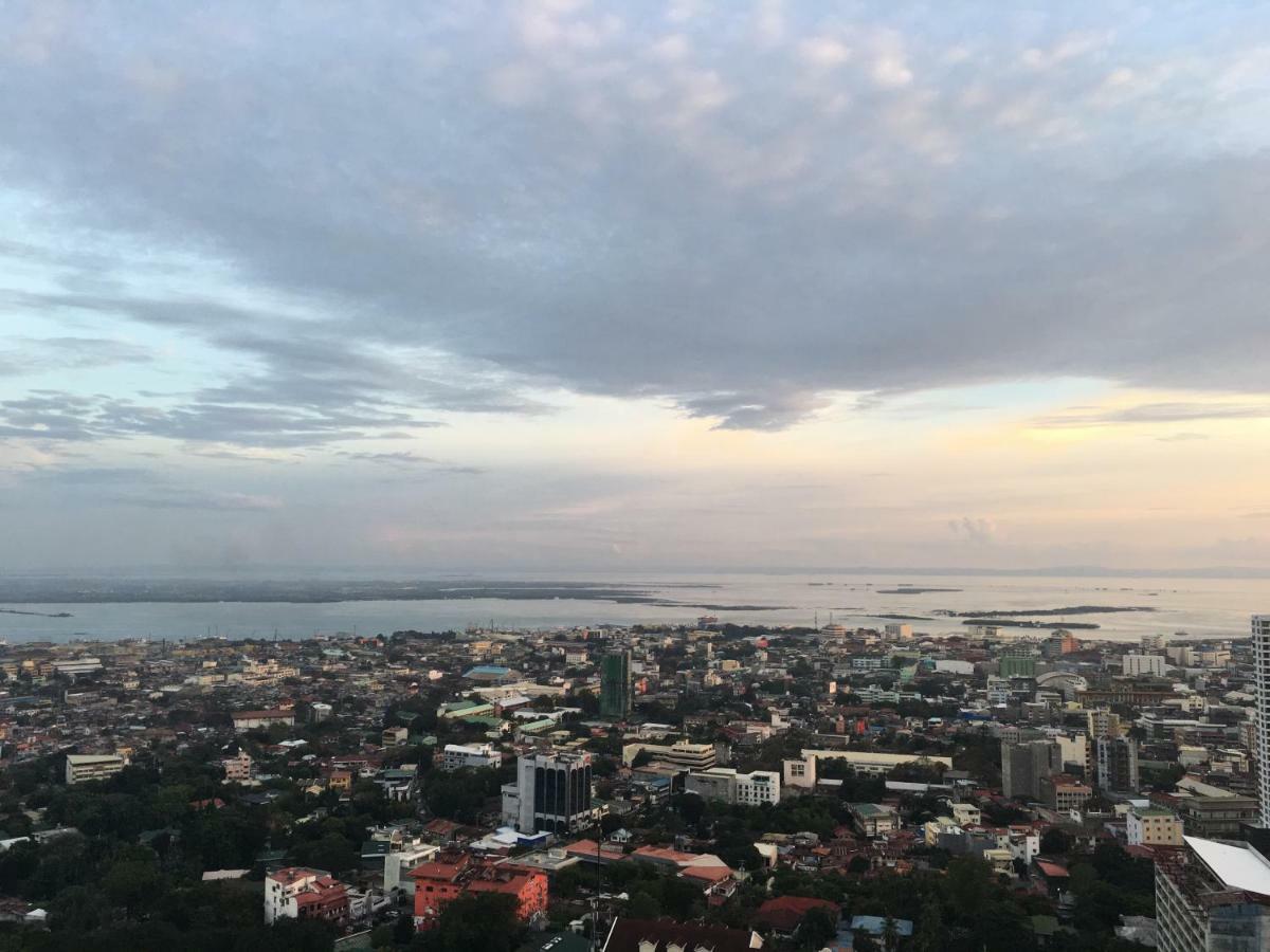 Horizons 101 - Panoramic View By St. Therese Cebu Bagian luar foto